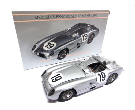 A 1/24 SCALE PAUL'S MODEL ART [MINICHAMPS] 1955 MERCEDES-BENZ 300 SLR, LE MANS silver, racing number 19, near mint, boxed.