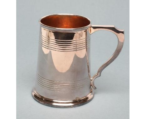 A SILVER HALF PINT MUG, maker J.Dixon &amp; Sons, Sheffield 1944, of plain tapering cylindrical form with two engine turned b
