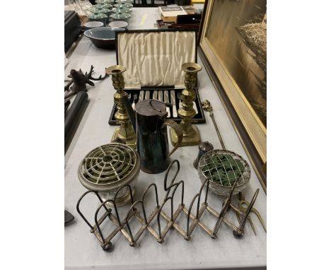 A VINTAGE BOXED SET OF KNIVES AND FORKS, BRASS CANDLESTICKS, ROSE BOWLS PLUS A CONCERTINA TOAST RACK 