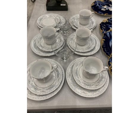 A QUANTITY OF CROWN MING CHINA CUPS, SAUCERS AND SIDE PLATES PLUS TWO GLASS DESSERT BOWLS 