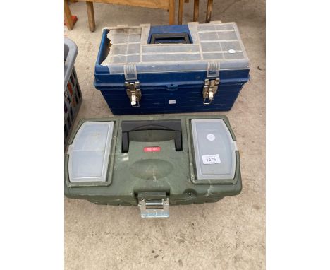 TWO PLASTIC TOOL BOXES CONTAINING AN ASSORTMENT OF TOOLS TO INCLUDE SCREW DRIVERS AND PLIERS ETC 