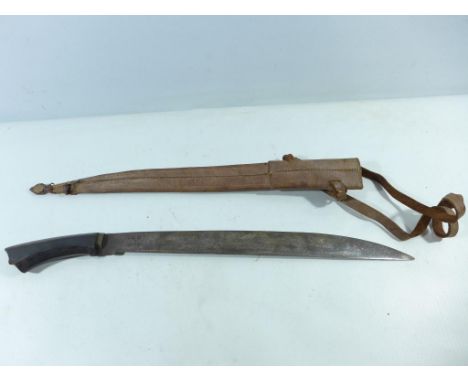 A MID 20TH CENTURY MACHETTE AND SCABBARD, 47CM BLADE 