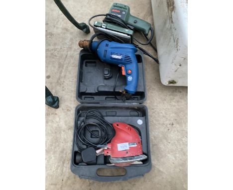 THREE POWER TOOLS TO INCLUDE A PALM SANDER, A DRAPER DRILL AND A BOSCH SANDER 