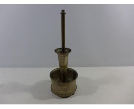 A WORLD WAR I TRENCH ART LAMP BASE MADE FROM A SHELL DATED 1917, HEIGHT 37CM 