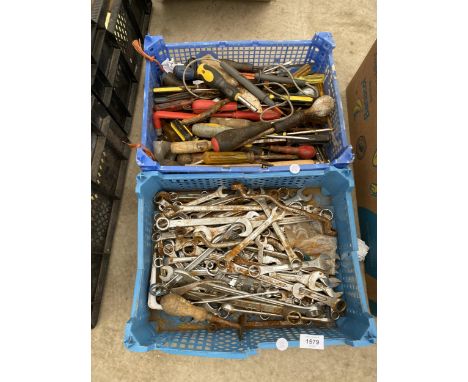 AN ASSORTMENT OF TOOLS TO INCLUDE SPANNERS AND SCREW DRIVERS ETC 