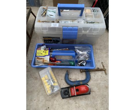 AN ASSORTMENT OF TOOLS TO INCLUDE SCREW DRIVERS, A PLANE AND A G CLAMP ETC 