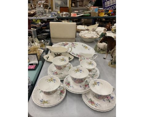 A QUANTITY OF ROYAL DOULTON 'ARCADIA' TO INCLUDE CUPS, SAUCERS, SIDE PLATES, CAKE PLATES PLUS A WEDGWOOD 'MANDARIN' SAUCE BOA