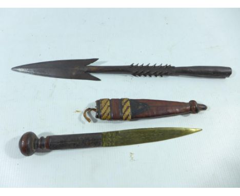 AN AFRICAN KNIFE AND SCABBARD, 14CM BLADE, 34CM SPEAR HEAD (2) 