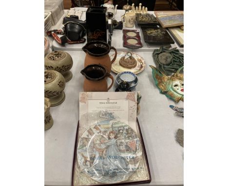 A QUANTITY OF CERAMICS TO INCLUDE CABINET PLATES, STONEWARE MILK AND FRUIT JUICE JUGS, HUMMEL FIGURE, ORIENTAL BOWLS, ETC 