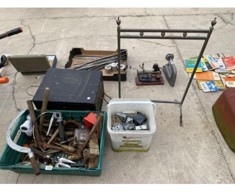 AN ASSORTMENT OF TOOLS AND HARDWARE TO INCLUDE HAMMERS, A GREASE GUN AND SOCKET BOXES ETC 