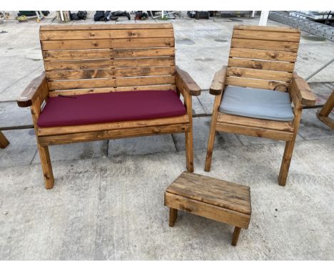 AN AS NEW EX DISPLAY CHARLES TAYLOR BENCH, CHAIRS AND FOOT REST SET COMPLETE WITH SEAT CUSHIONS *PLEASE NOTE VAT TO BE CHARGE