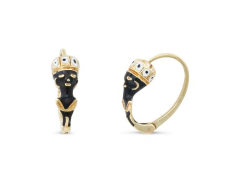 A PAIR OF ANTIQUE ENAMEL BLACKAMOOR HOOP EARRINGS in yellow gold, each designed as a hoop depicting a bust relieved in black 