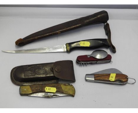 Knife in Scabbard, Penknives etc 