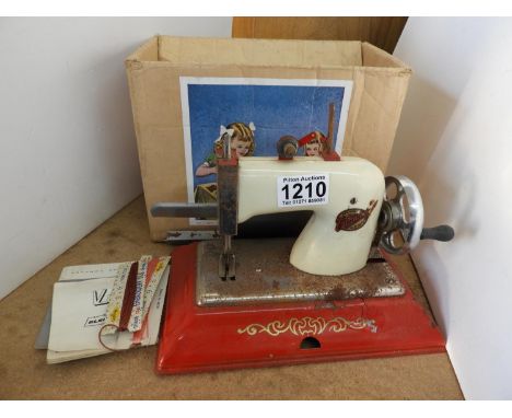 Vintage Boxed Childs Comet Sewing Machine 