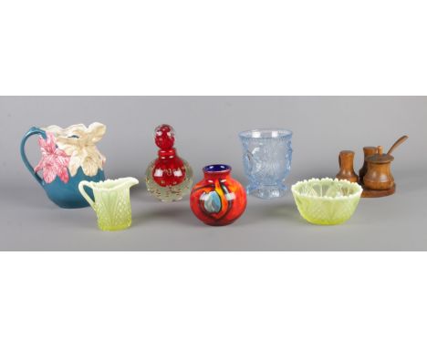A collection of assorted items, to include controlled bubble glass scent bottle, pearline glass jug and bowl, Poole pottery v