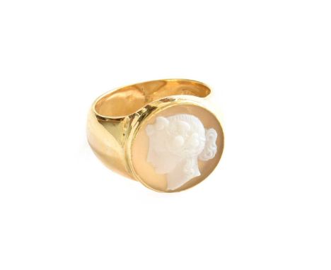 A cameo ring, stamped '18CT', finger size NGross weight 8.7 grams.