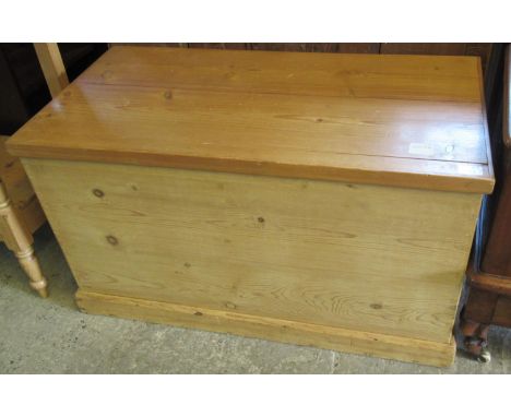 Pine trunk of plain form.(B.P. 21% + VAT) 