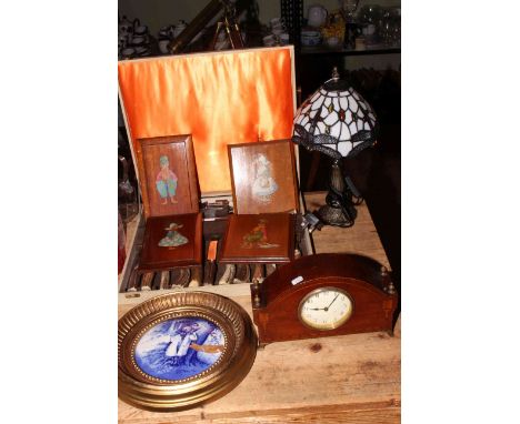 Horn handled steak knives, forks and servers, inlaid clock, Tiffany style table lamp, Dutch children and blue and white plaqu