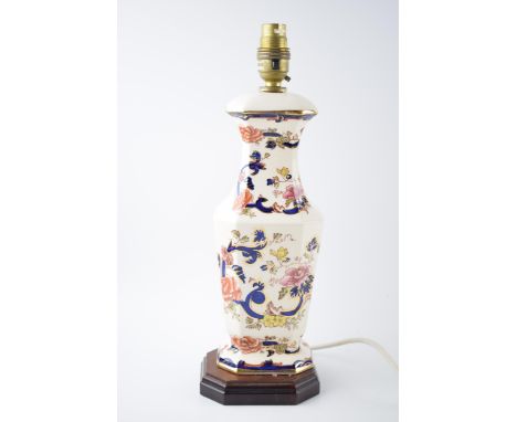Masons Blue Mandalay lamp base.  Generally in good condition, surface wear apparent.