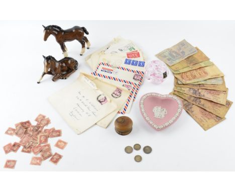 A mixed collection of items to include Wedgwood Jasperware pink pin tray, two Beswick horses 915 and one standing, Langham gl