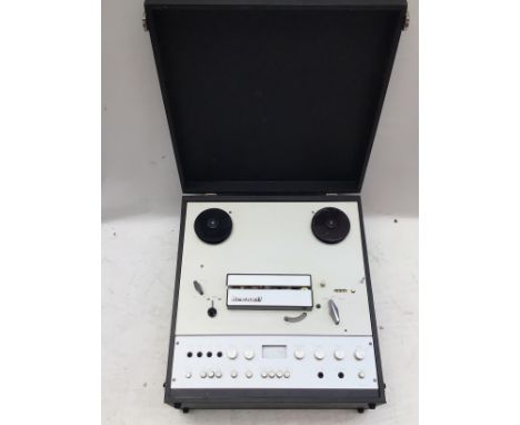 A Brennel MK6 610 mono reel to reel recorder and nine durium records (2).