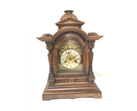 A Continental late 19th century walnut mantel clock. With key and pendulum Hight 48 cm NO RESERVE