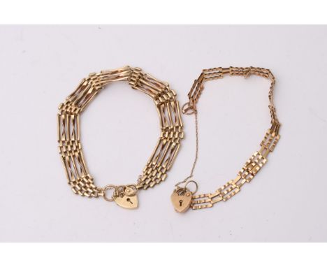 Two 9ct gold gate bracelet with heart attached clasp 12 grams