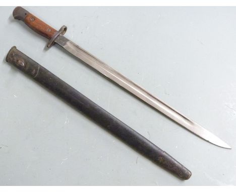 British 1907 pattern sword bayonet with cleaning hole in pommel, Wilkinson makers, some clear stamps to ricasso, 43cm fullere