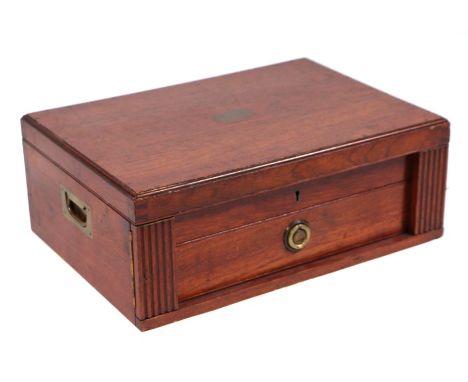 An oak cutlery canteen with lift-up lid and single drawer, 48cms wide.