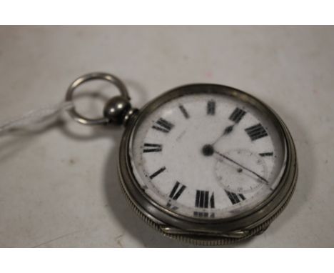 AN OPEN FACED MANUAL WIND POCKET WATCH, Dia 5.25 cm