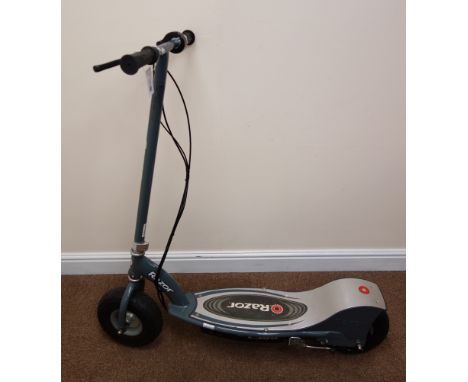 Razor battery electric scooter with charger (This item is PAT tested - 5 day warranty from date of sale), 110cm 