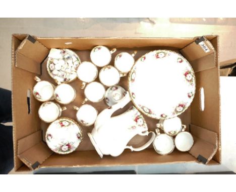 A mixed collection of items to include Royal Albert Celebration patterned tea ware to include cups, saucers, tea pot, fruit b