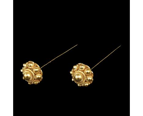 With a Zeeland button for decoration from the North Beveland costume length 78 mm.