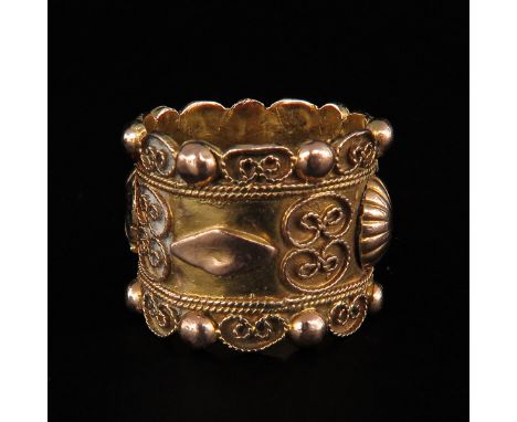 from Zeeland traditional costume 14 KG ring size 19 height 17 mm.