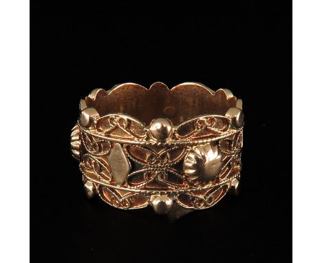Worn in traditional Zeeland costume ring size 18 height 12 mm.