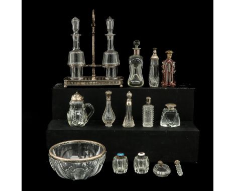 14 pieces including silver oil and vinegar set height 24 cm.