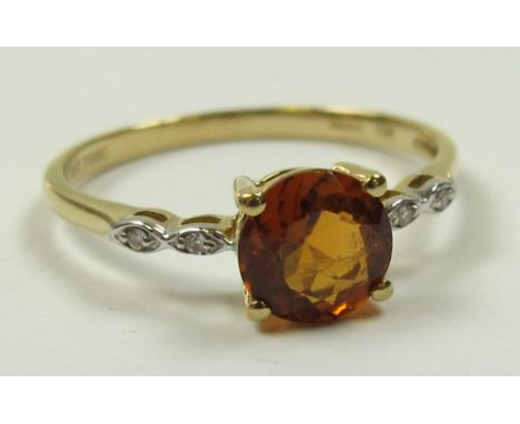 9ct Gold Citrine set Ring size R weight 1.8 grams
