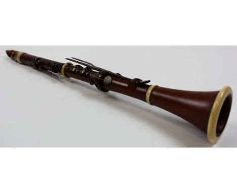 Clarinet by W. Milhouse, London, with ivory bands