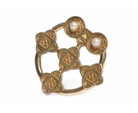NINETEENTH CENTURY PEARL SET NORDIC STYLE BROOCHset with two spherical pearls, 45mm across, unmarked