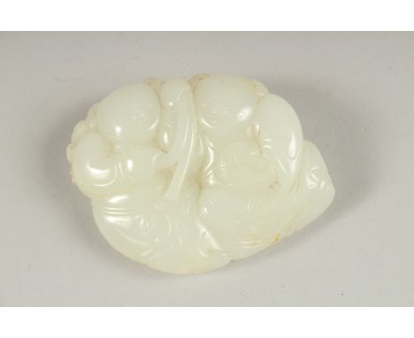 A GOOD CHINESE CARVED JADE LILY PAD, 7cm x 5.5cm.