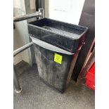 TRASH CAN