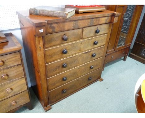 Victorian Scotch style chest of 2 over 4 drawers with turned handles 