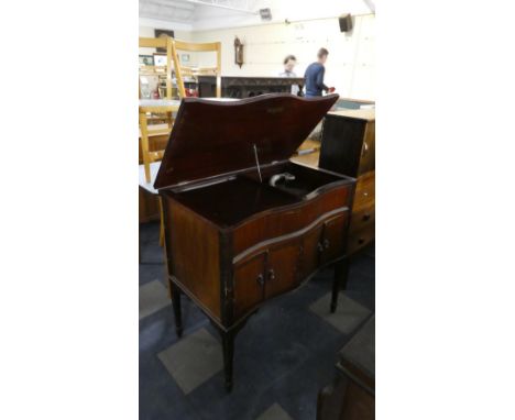A Vintage Mahogany Cased Serpentine Front Wind Up Gramophone, Mechanism in Need of Attention, The Fullotone 