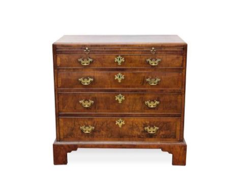18th century walnut crossbanded dressing chest, with brushing slide and four graduated drawers on bracket feet, 83cm wide x 4