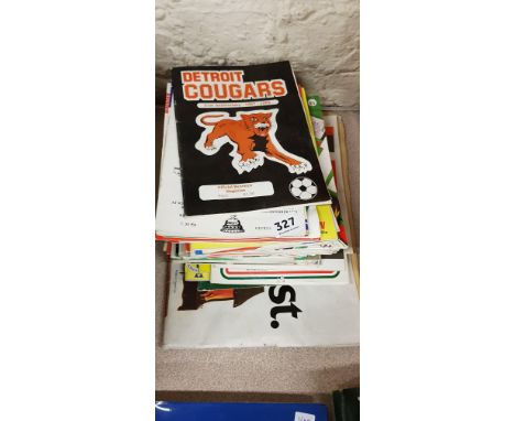 QUANTITY OF VINTAGE FOOTBALL PROGRAMMES GLENTORAN/DETROIT COUGARS