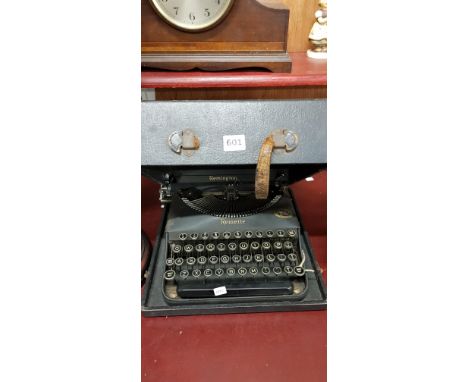 ANTIQUE REMINGTON TYPEWRITER