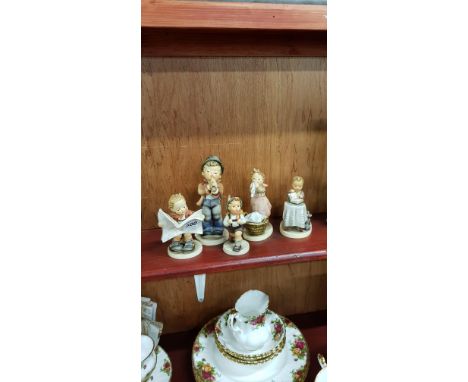 5 HUMMEL FIGURES