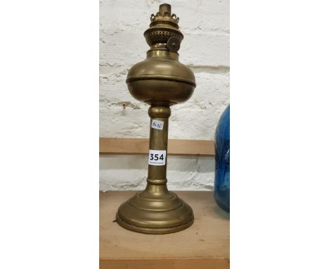 VICTORIAN BRASS KOSMOS RISE AND FALL OIL LAMP