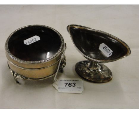 An Edward VII silver and tortoiseshell trinket box, on cast feet, London 1907, makers marks for William Comyns & Sons Ltd., (