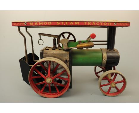 A Mamod TE 1a Live-Steam Tractor, in original carton, 19 cm